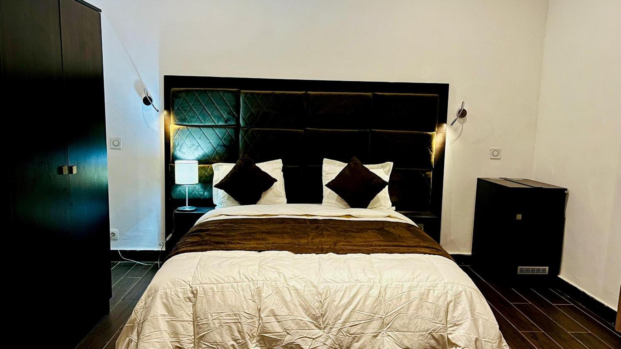 Quatre Saisons Hotel Nouakchott Bagian luar foto