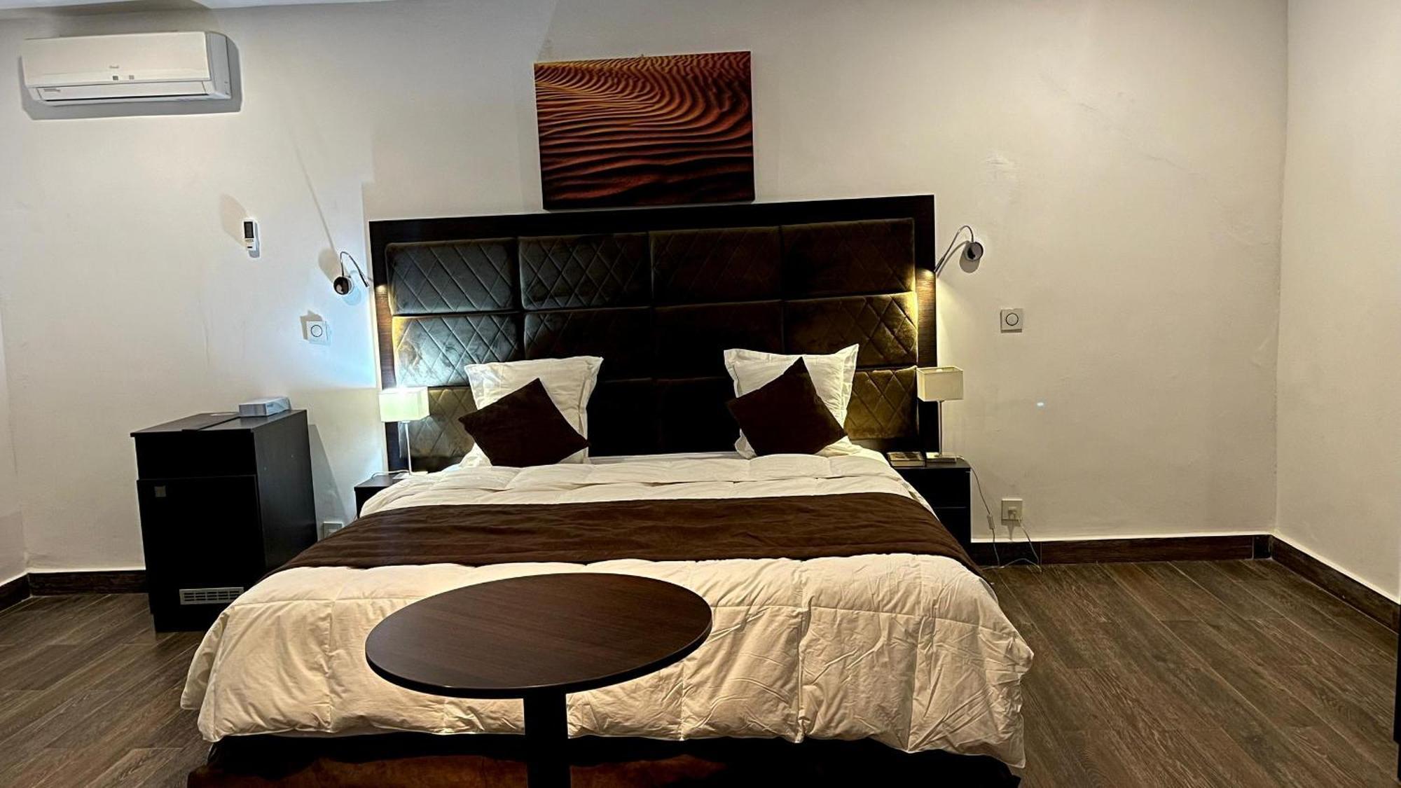 Quatre Saisons Hotel Nouakchott Bagian luar foto